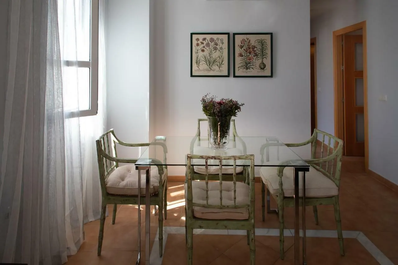 Ático San Bernardo Apartamento Sevilla España